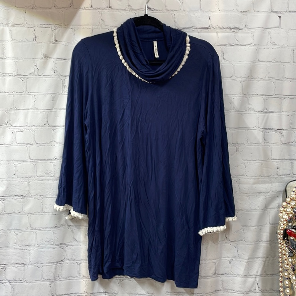 The Hanger navy tunic cowl neck crochet trim 2x top